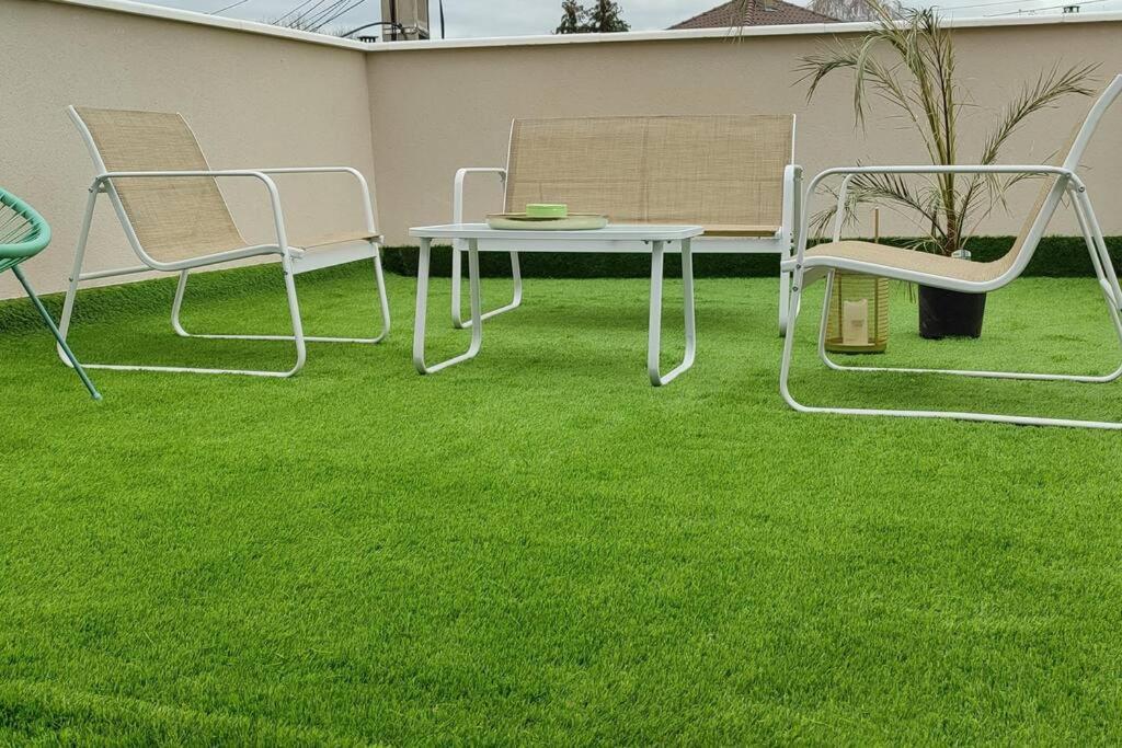 Maison Cosy Terrasse Ensoleille Clermont-Ferrand Buitenkant foto
